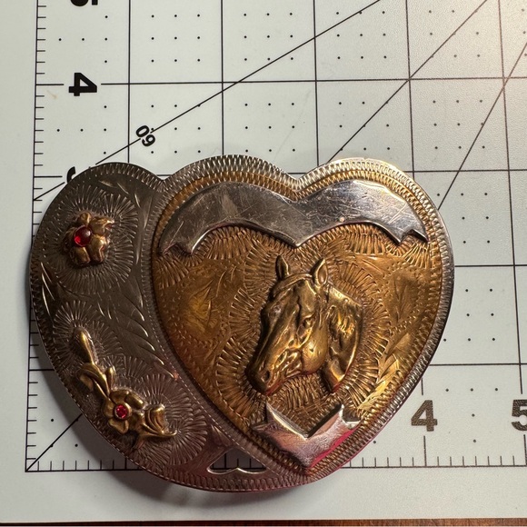 Western Flair hand made horse, heart red gem floral silver and gold belt buckle main image 4